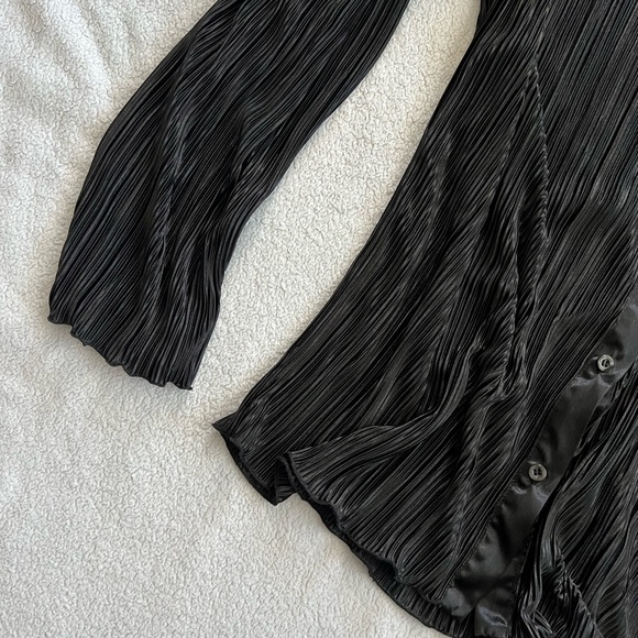 Plush Plisse oversized shirt and pant set - Picture 7 of 7